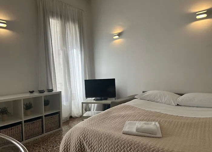 Ca\' d\'Oro suite